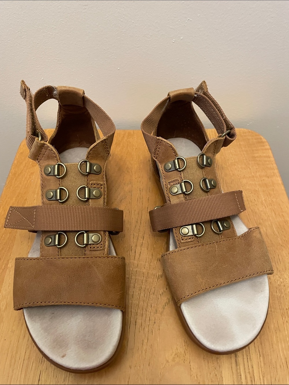 Sorel Torpeda Gladiator Sandals – Brown Leather Adjustable Strap Comfort Footbed